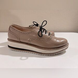 Zara Beige Patent Leather Flatform Bluchers Brogue Style Sneakers 38 7.5